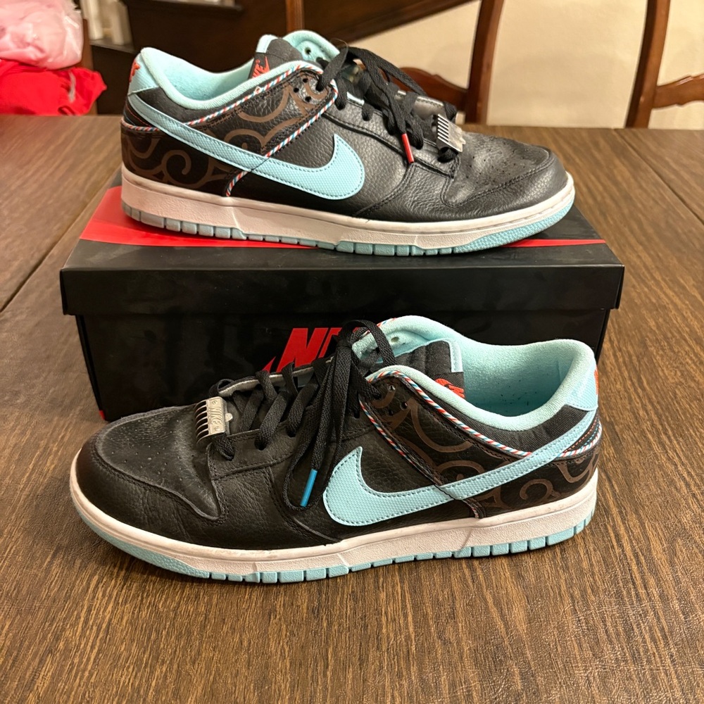 Nike Dunk Low Barbershop